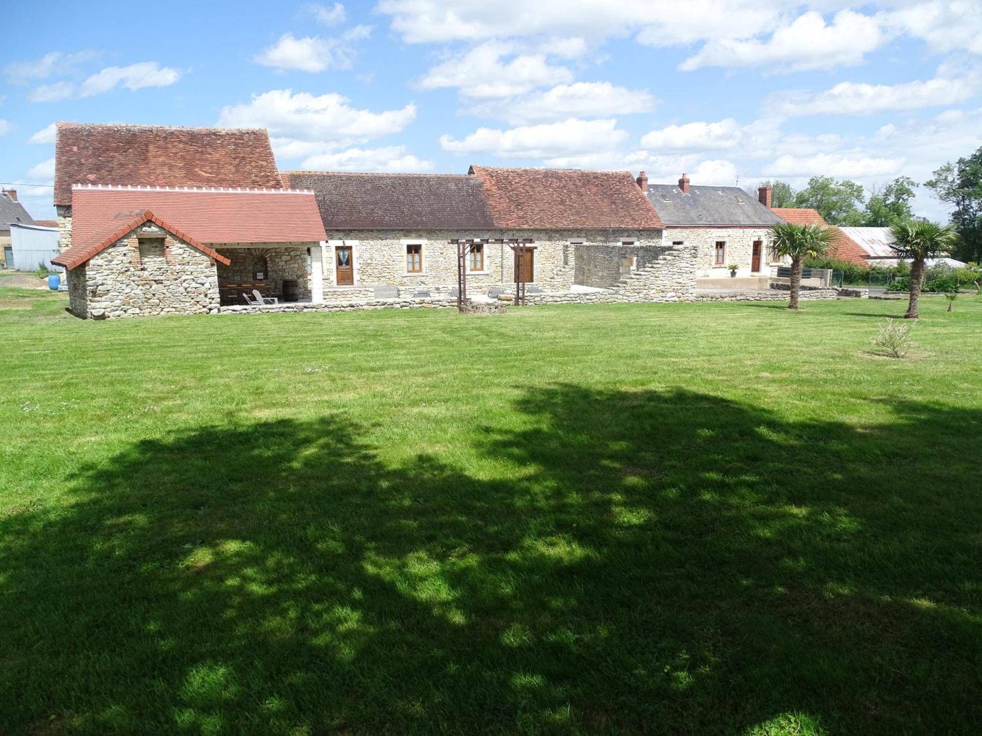 gîte  L'Albizia Prissac Extérieur photo