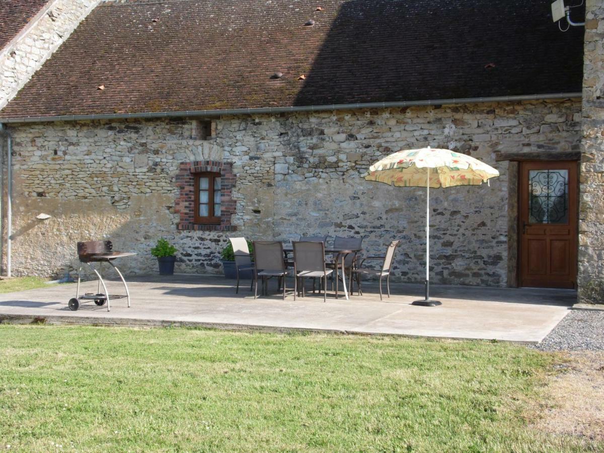 gîte  L'Albizia Prissac Extérieur photo